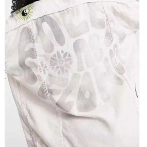 WE THE FREE / REEF BREAK OVERSIZED SHIRT NO OFFERS - Picture 3 of 12